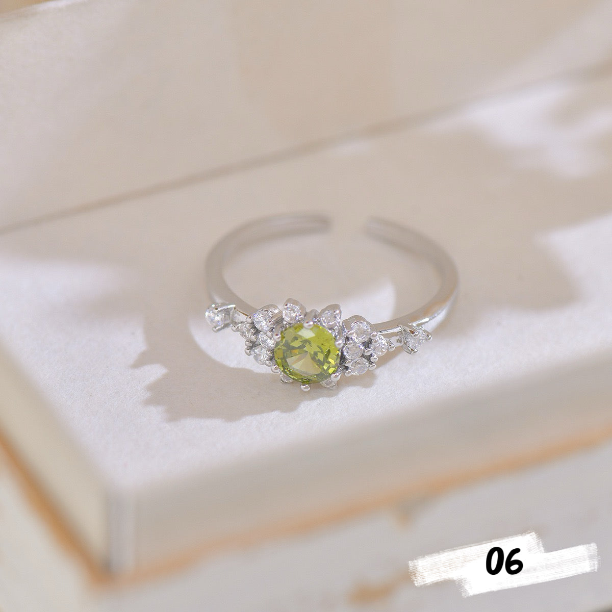 Luxe Dainty Ring