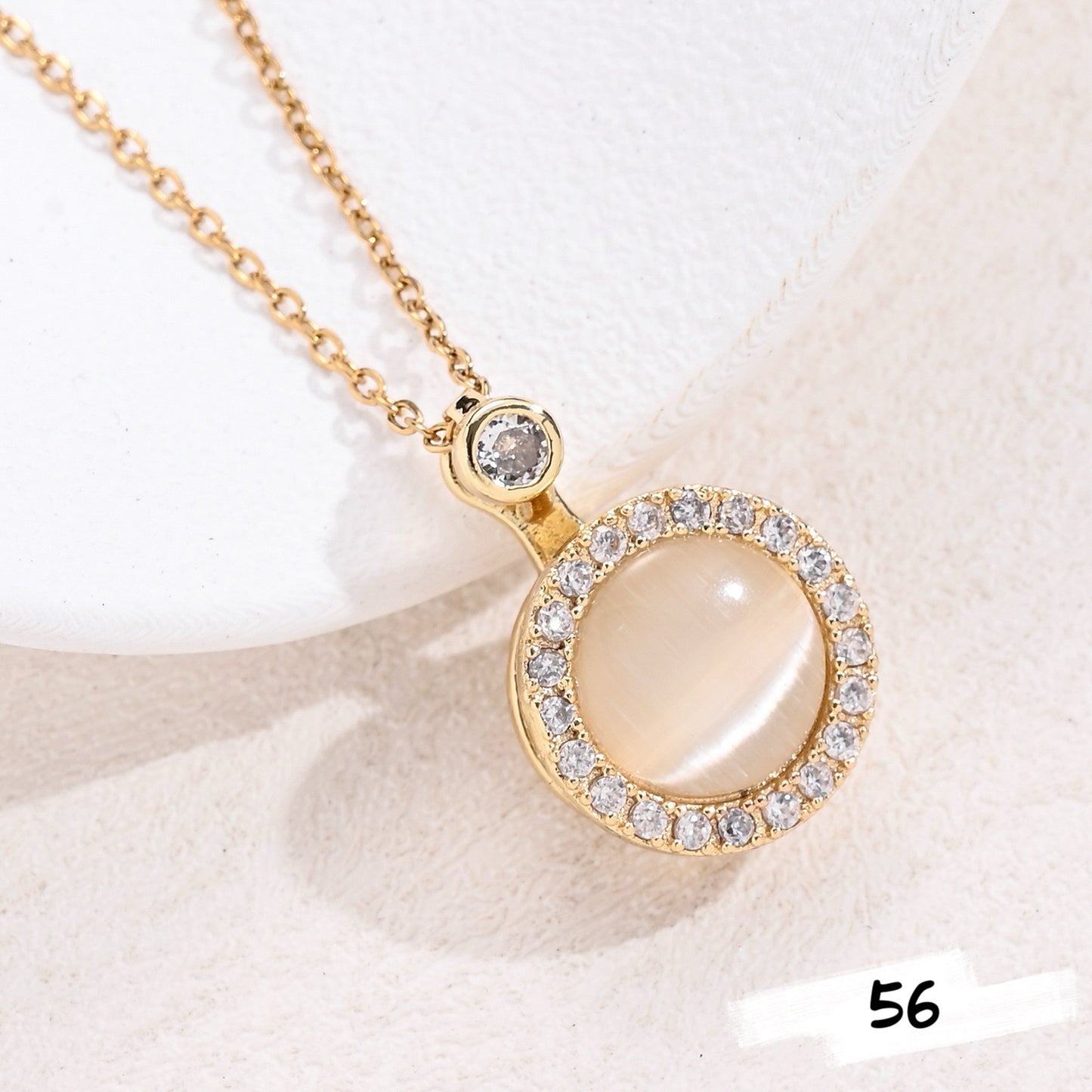Shiny Spinner Necklace