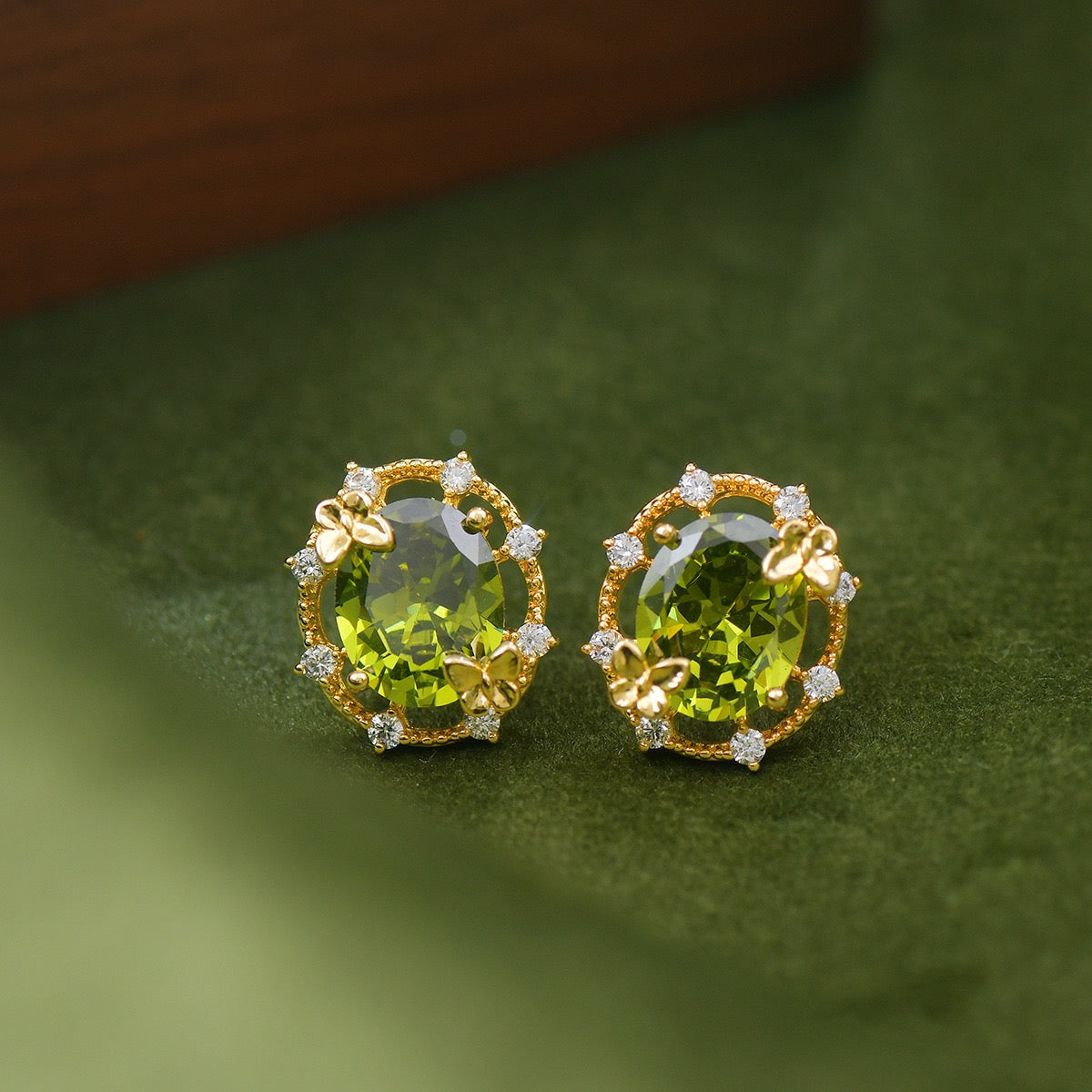 Luxe Openwork Fresh Green Jewelry Set