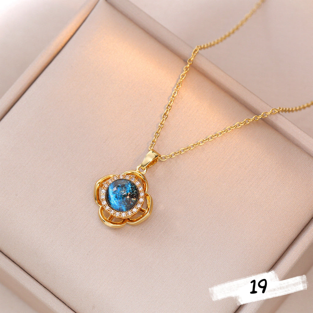 Shiny Spinner Necklace