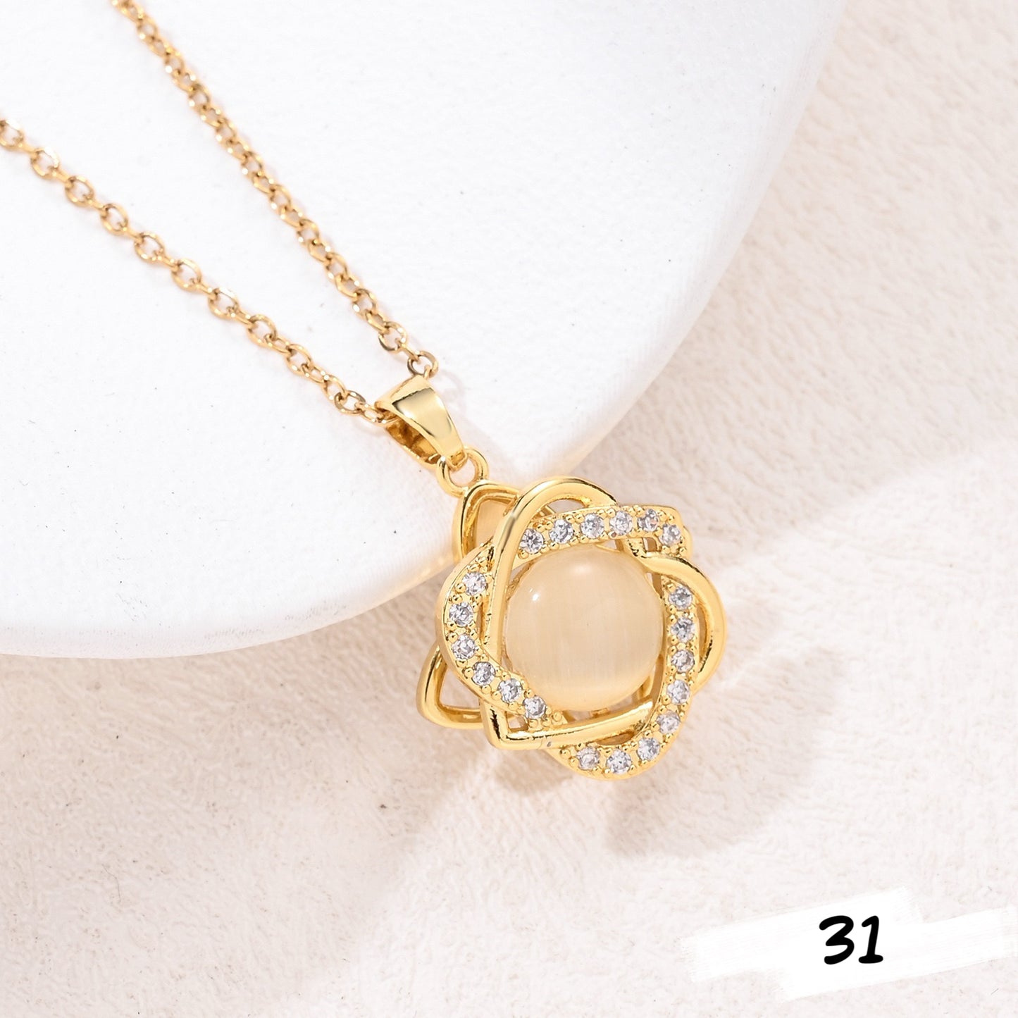 Shiny Spinner Necklace