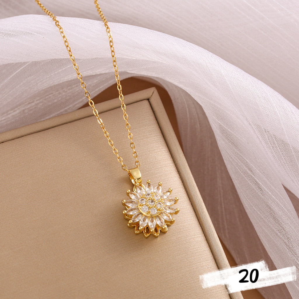 Shiny Spinner Necklace
