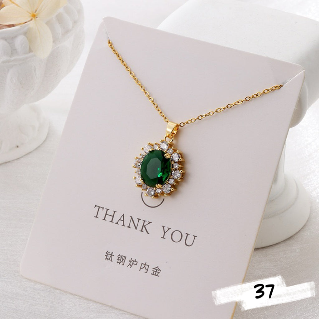 Shiny Golden Necklace