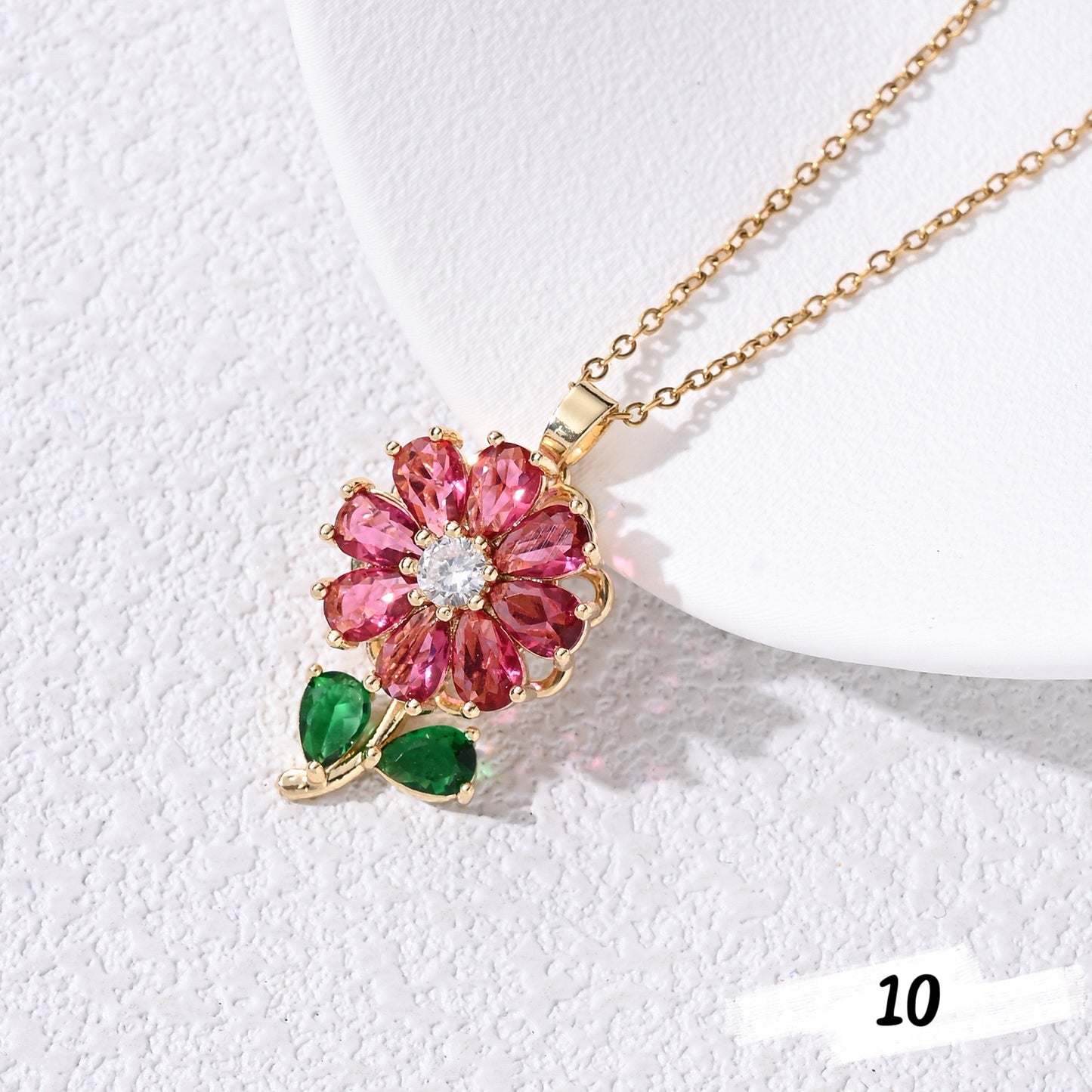 Shiny Spinner Necklace