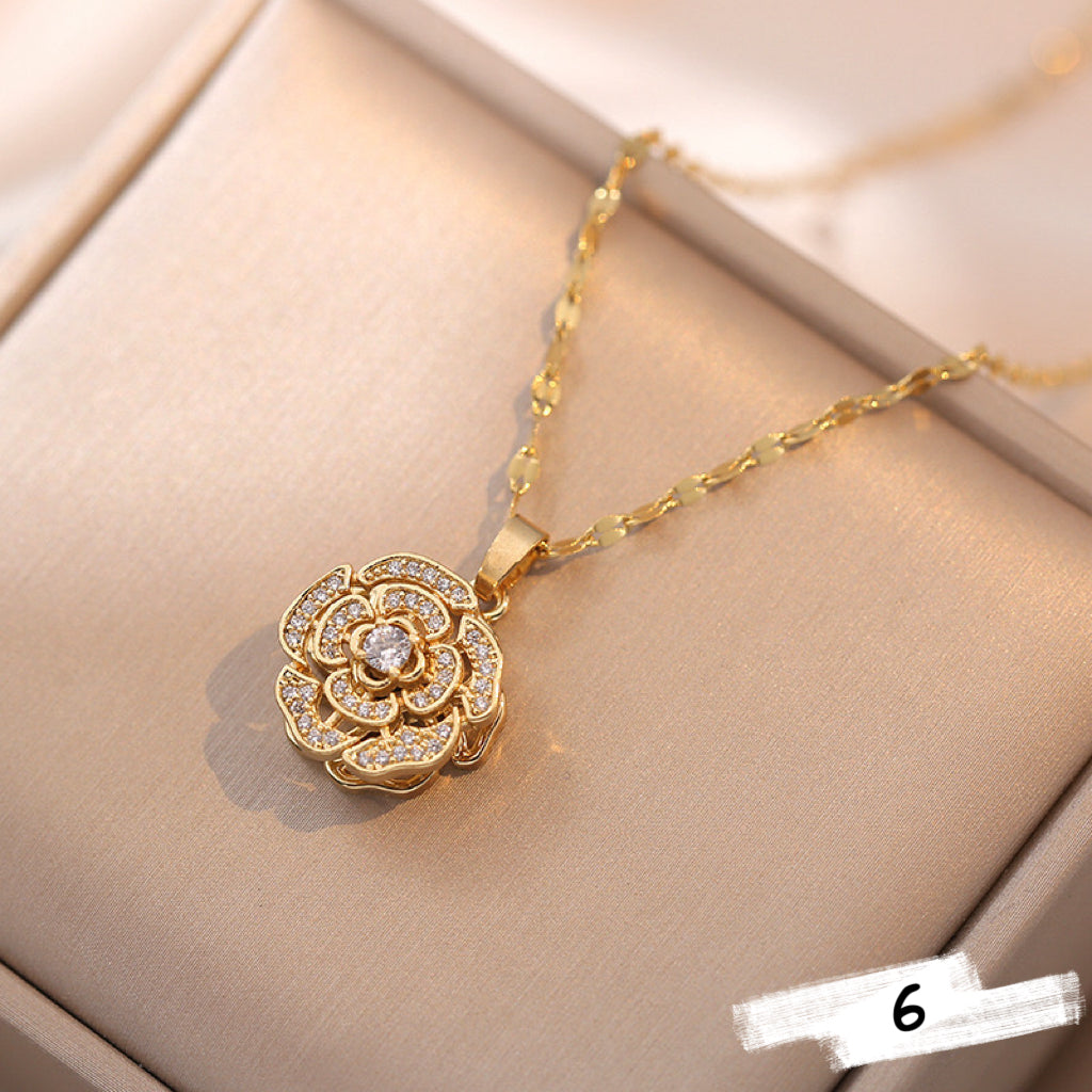 Shiny Spinner Necklace