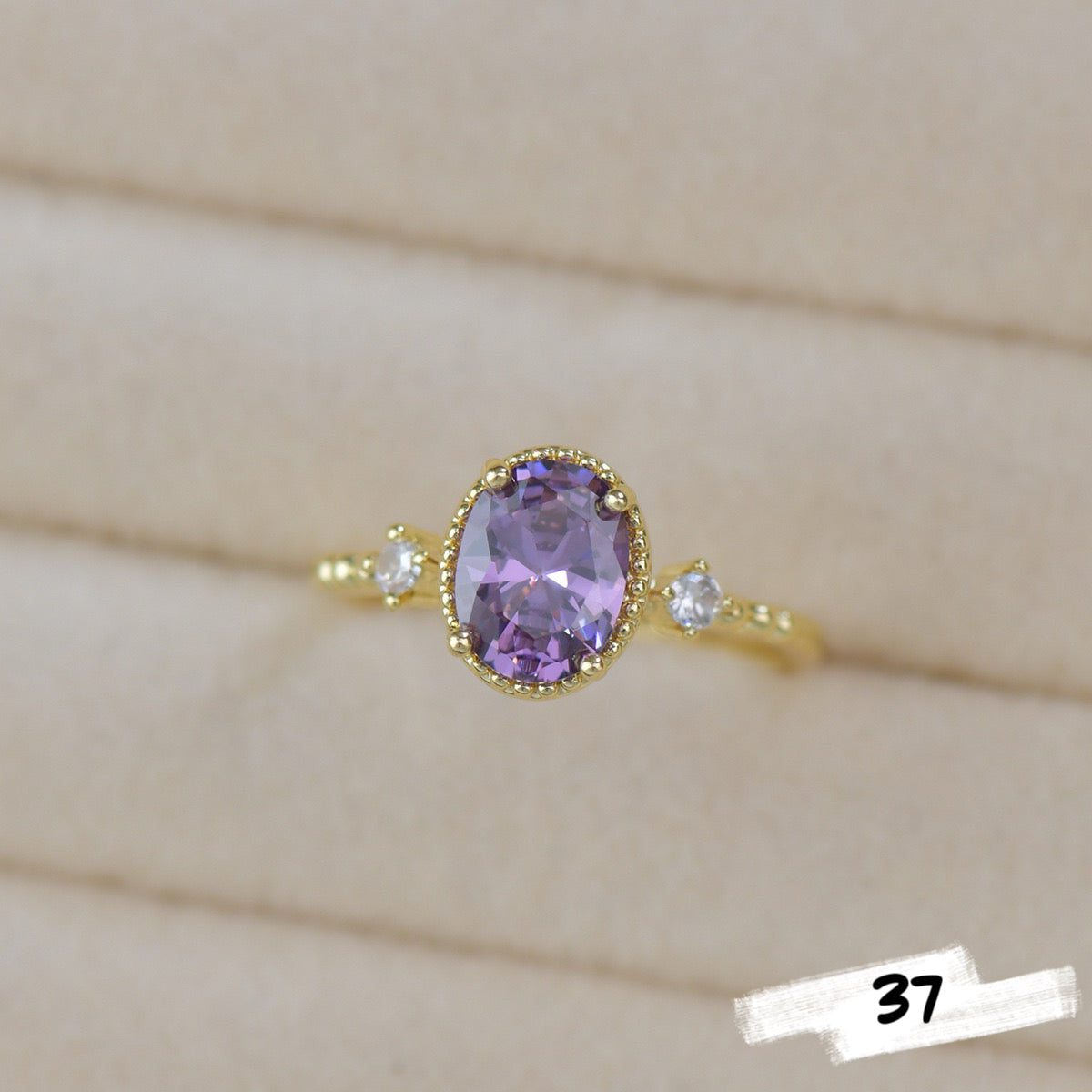 Luxe Dainty Ring