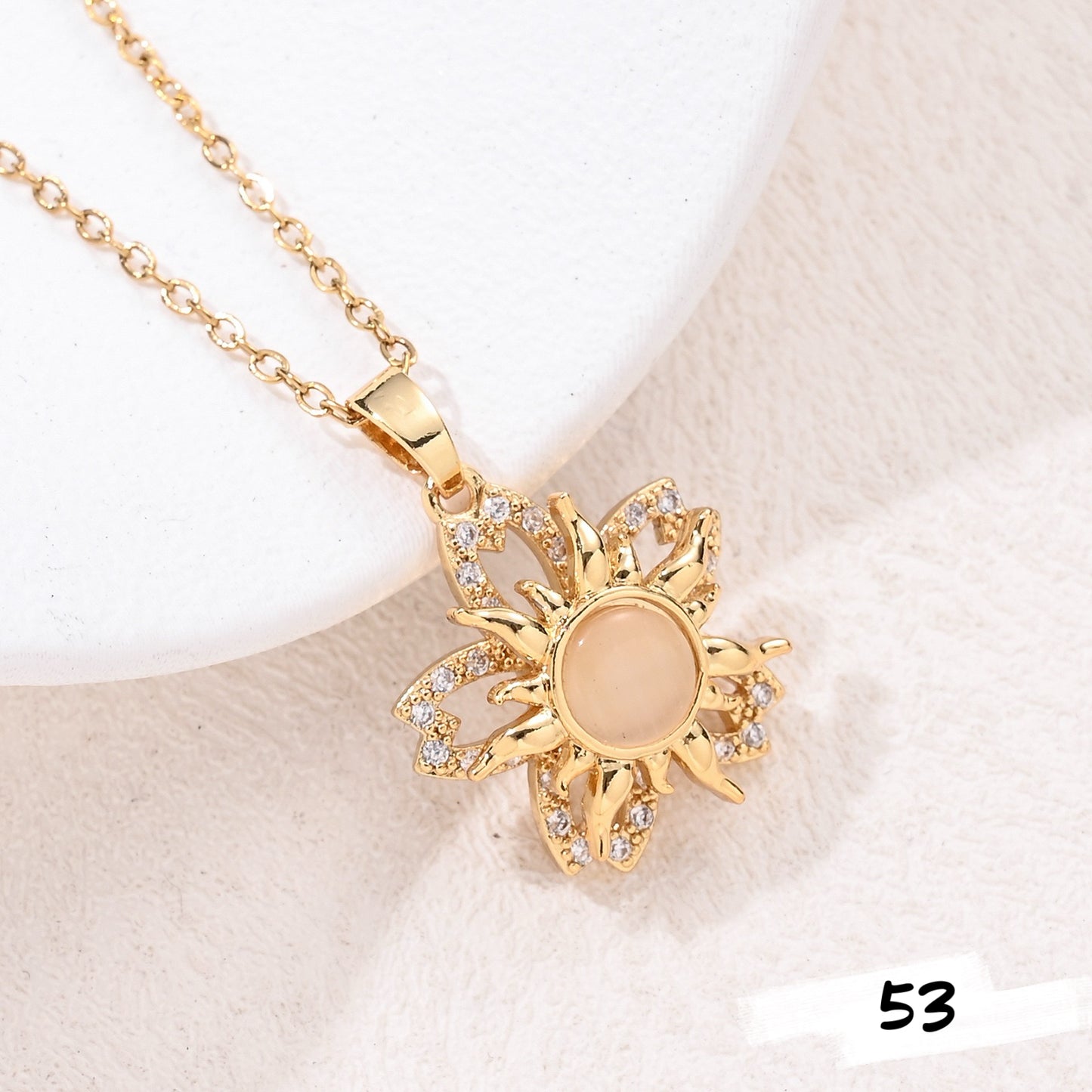 Shiny Spinner Necklace