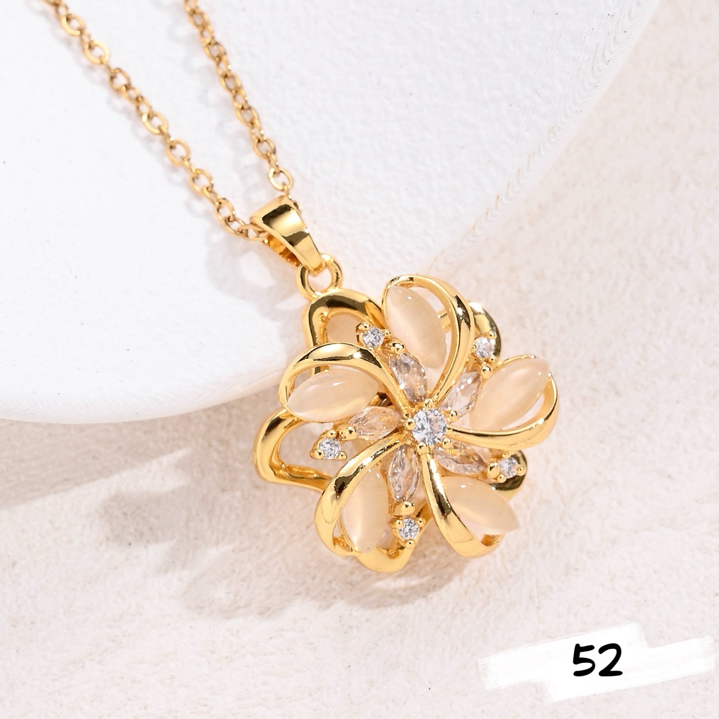 Shiny Spinner Necklace