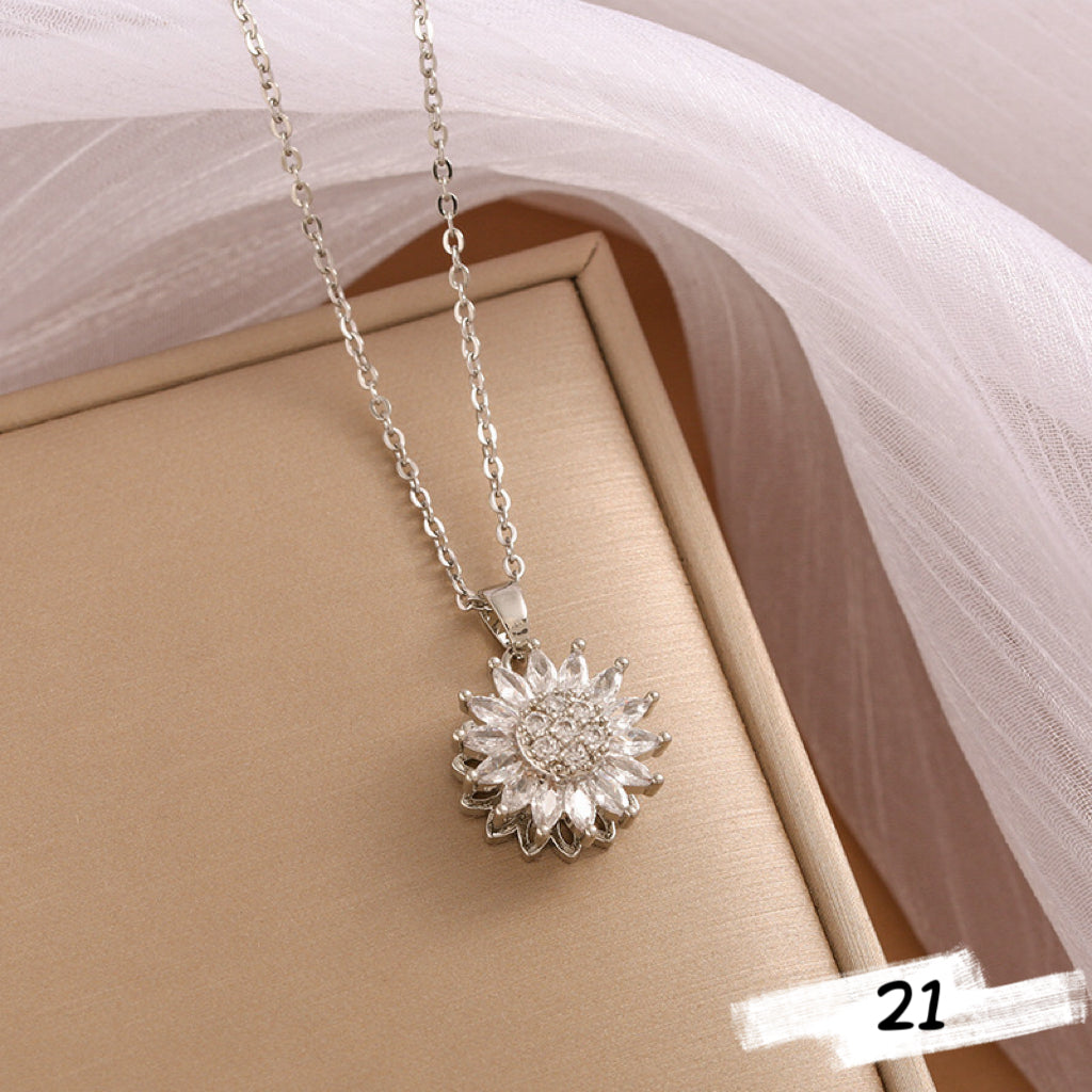Shiny Spinner Necklace