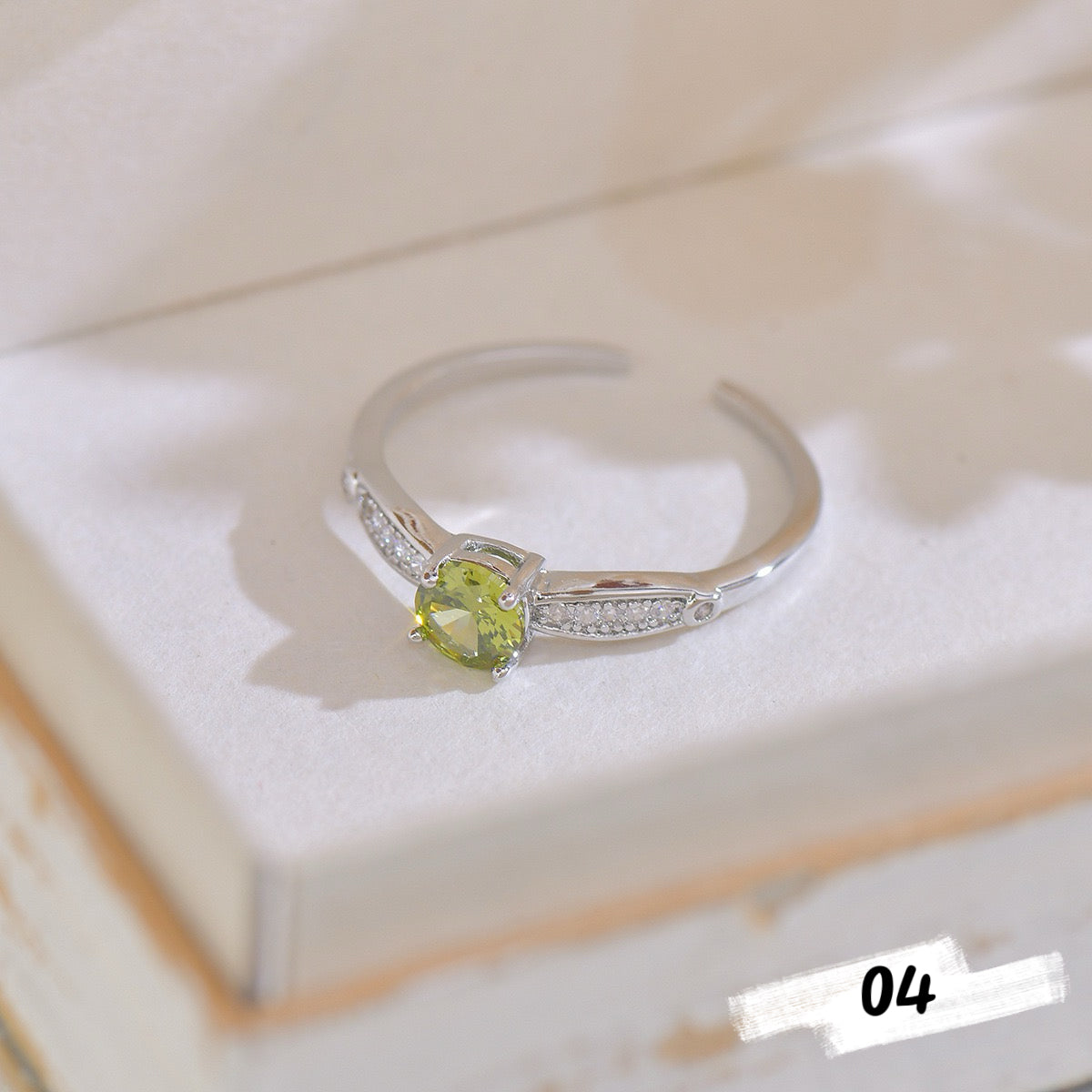 Luxe Dainty Ring