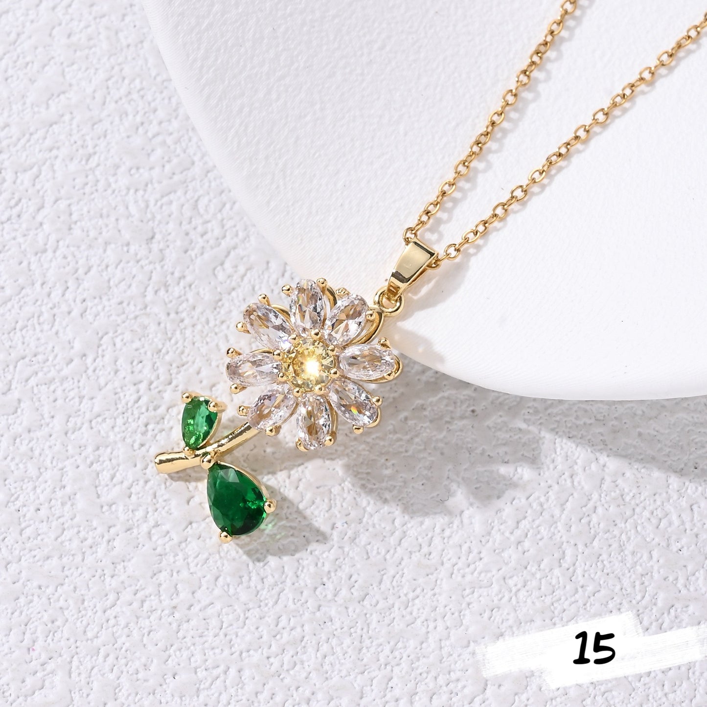Shiny Spinner Necklace