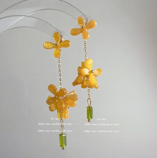 Osmanthus dangle earrings