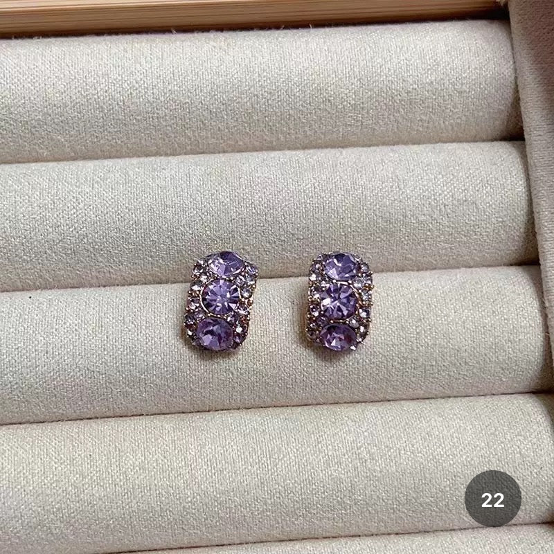 New Dainty Dangle Earrings
