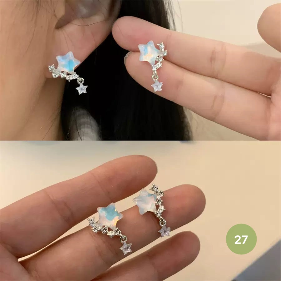 New Dainty Dangle Earrings
