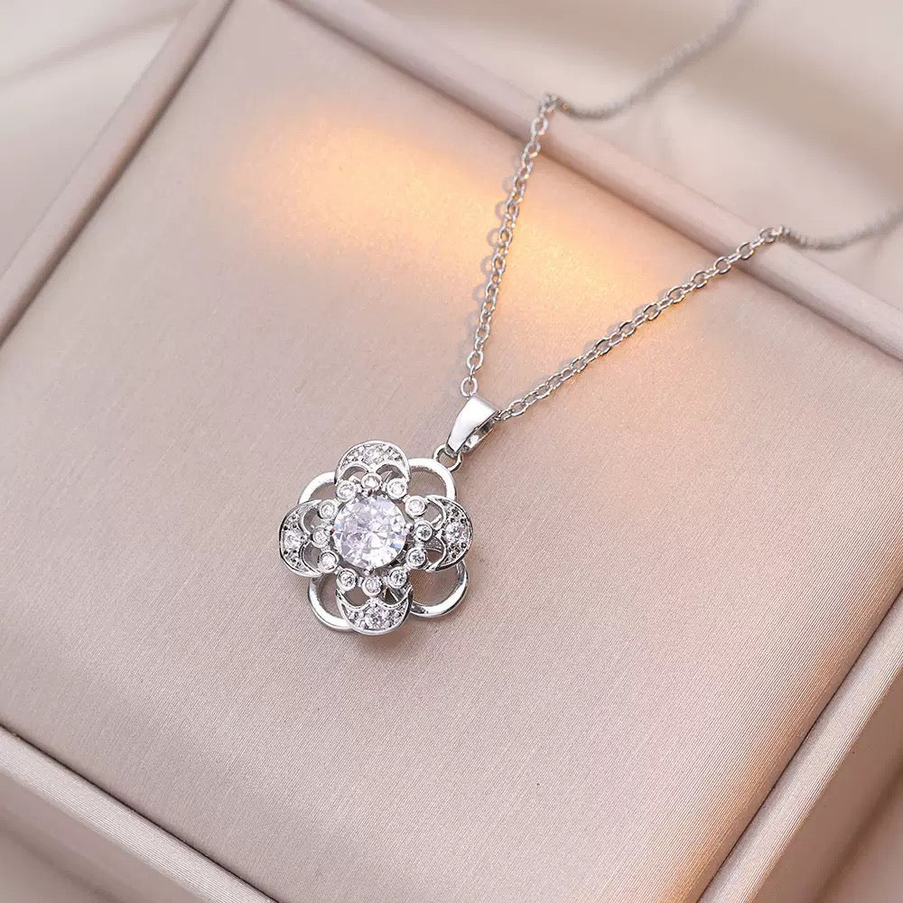 Spinner Necklace - Blind Bag