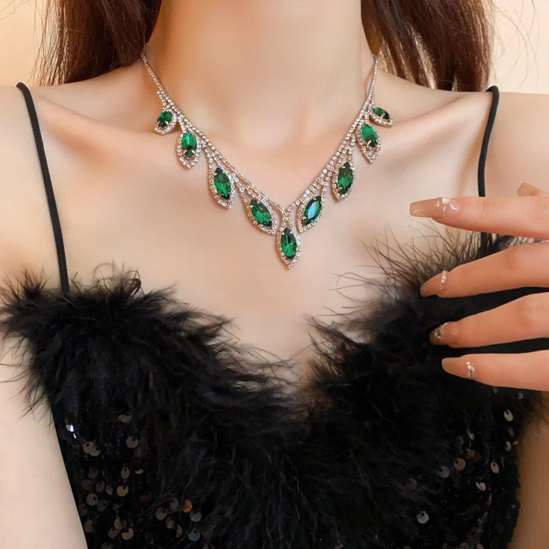 Fancy Shiny Jewelry Set