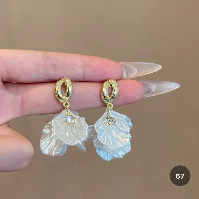 New Dainty Dangle Earrings