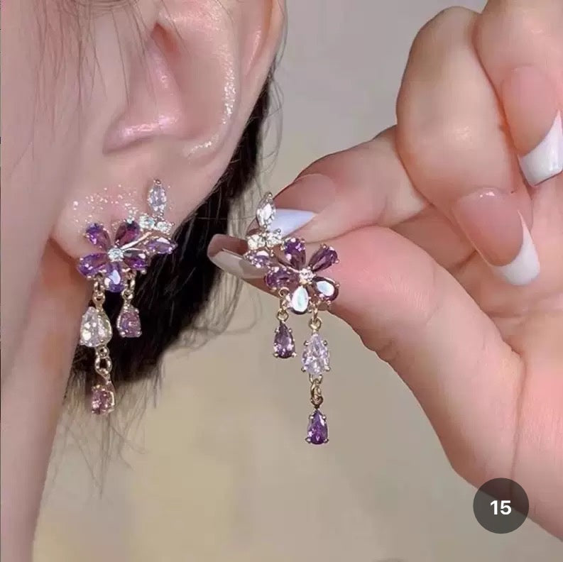 New Dainty Dangle Earrings