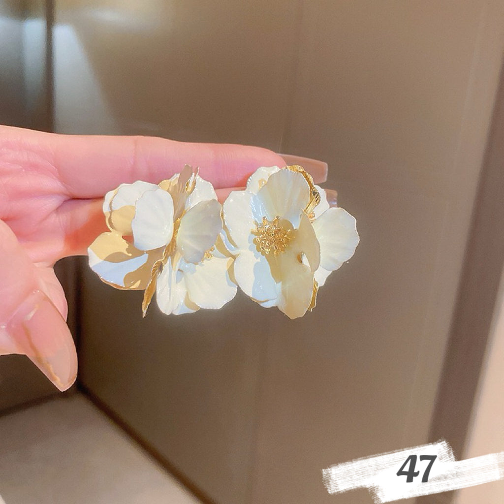 Vintage Oil Painting Style Earrings