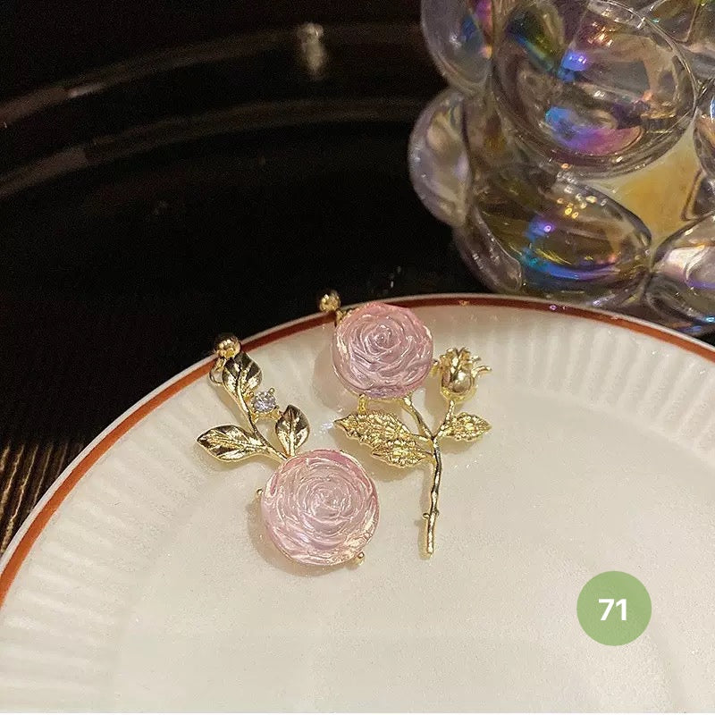 New Dainty Dangle Earrings