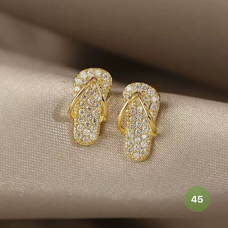 New Dainty Dangle Earrings