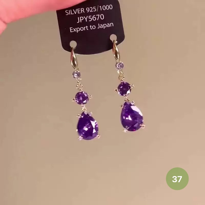 New Dainty Dangle Earrings