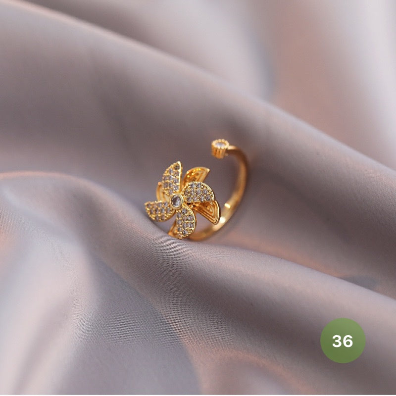 Golden Spinner Ring