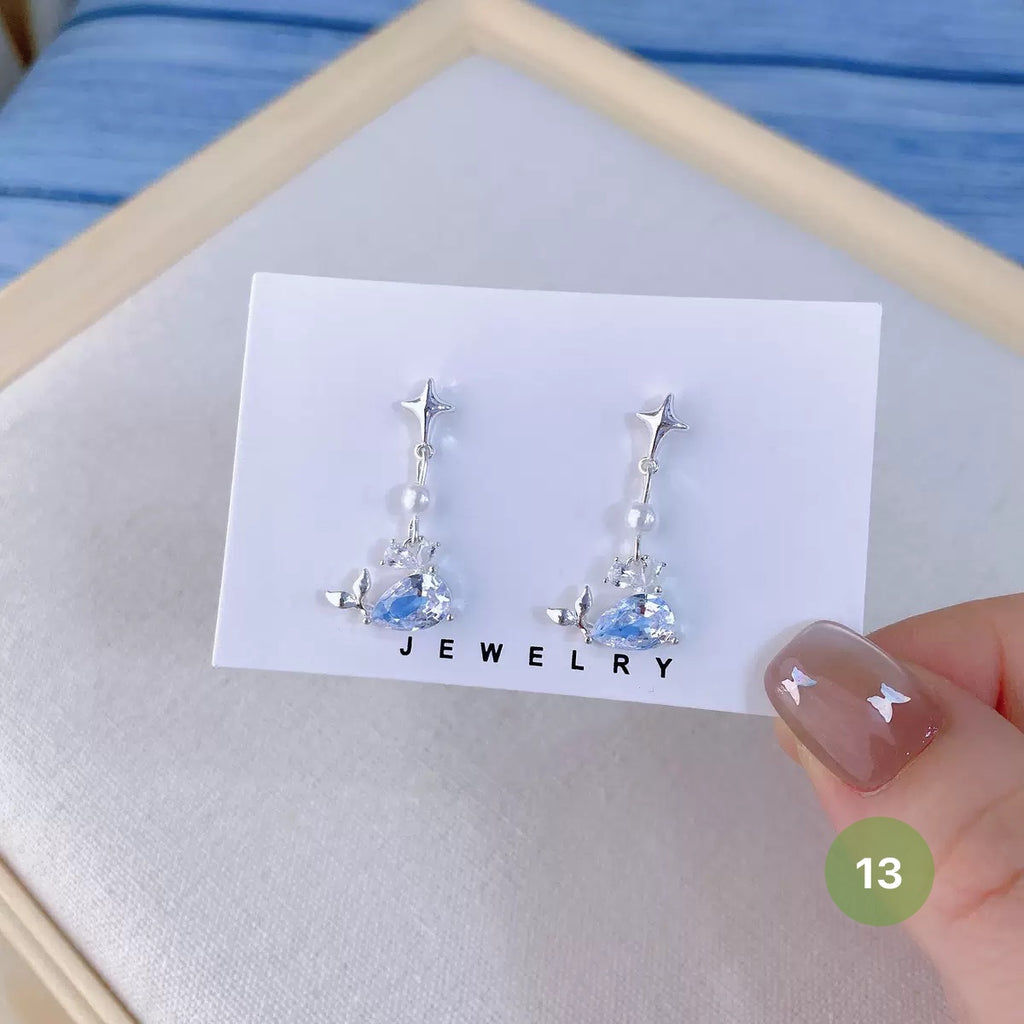 New Dainty Dangle Earrings