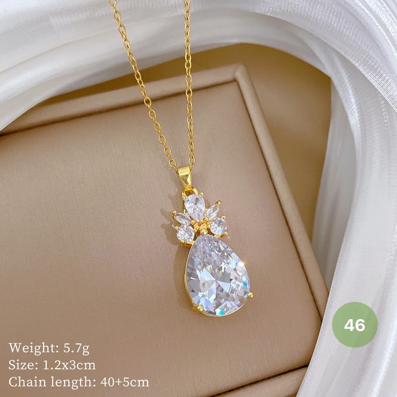 Shiny Golden Necklace