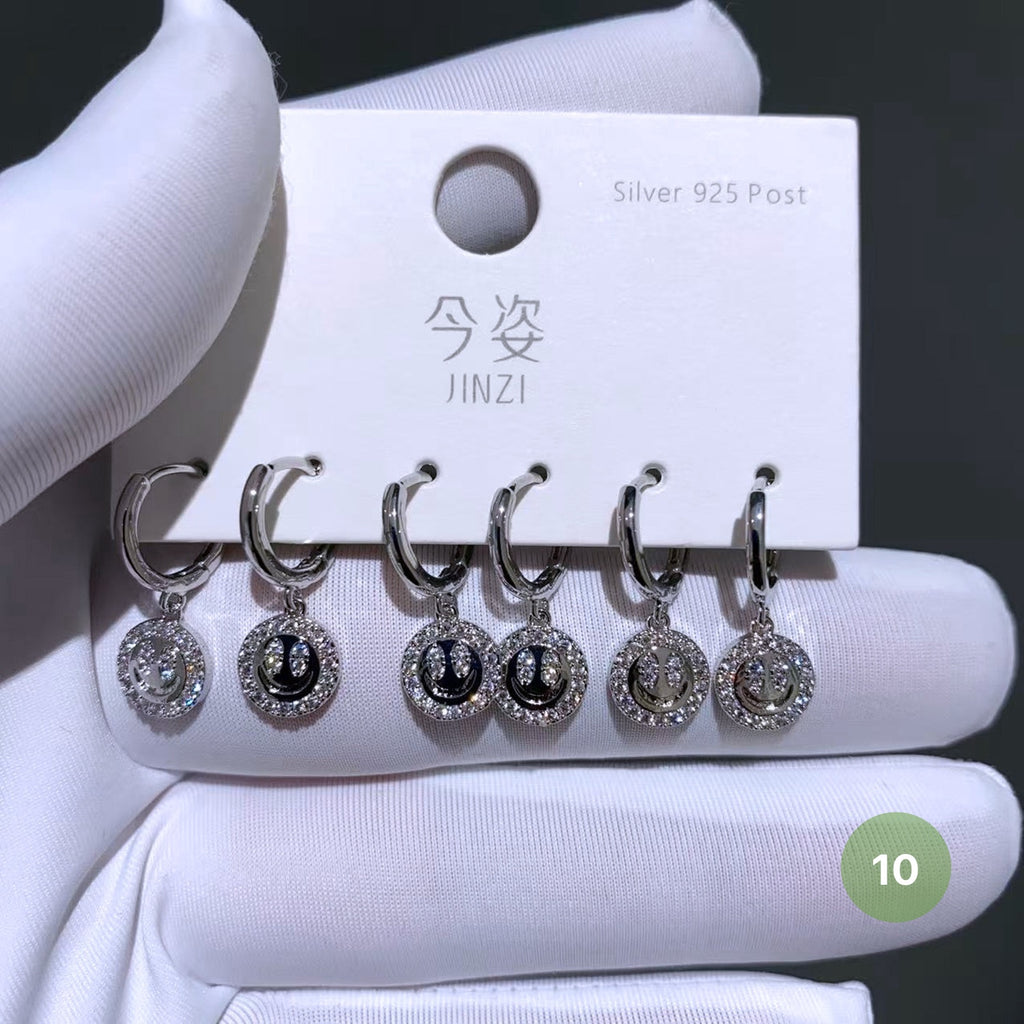 Cute Tiny Hoop Earrings