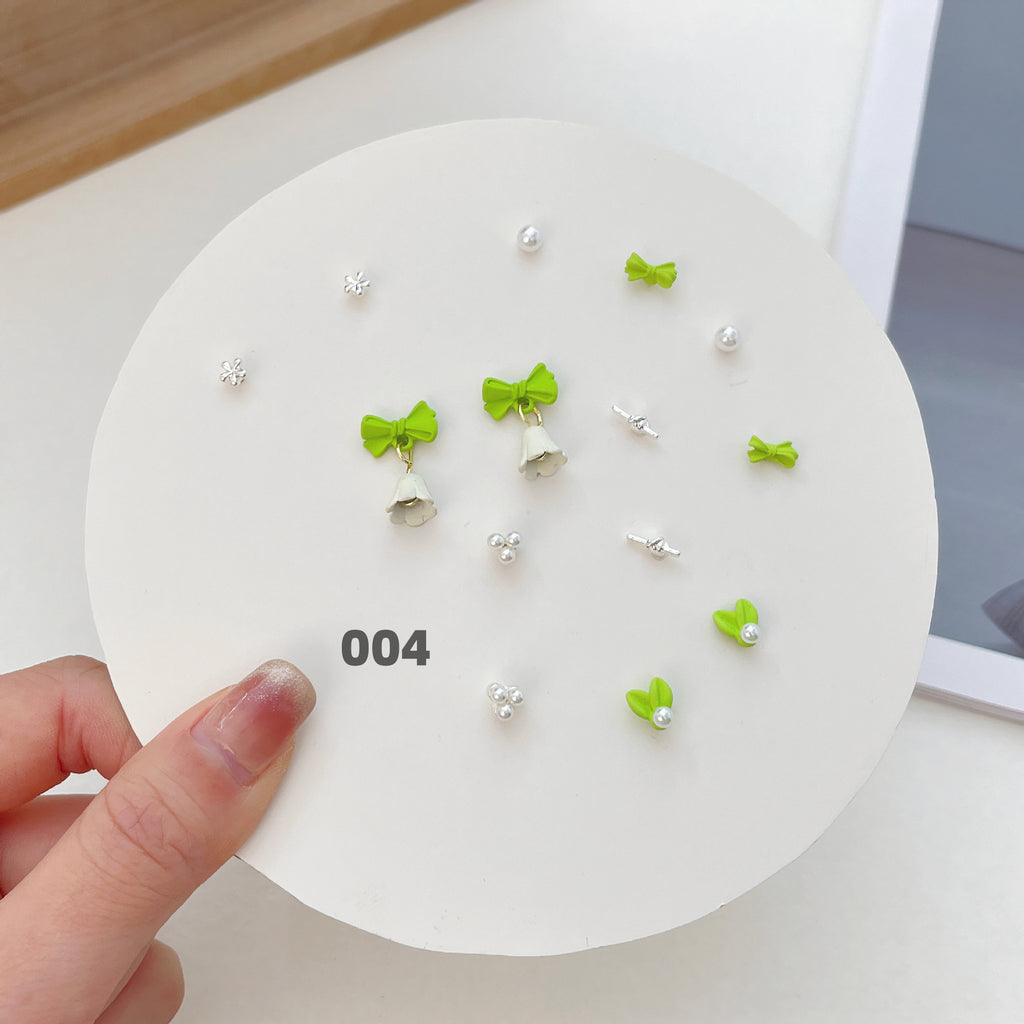 Cute Silver Earring Set