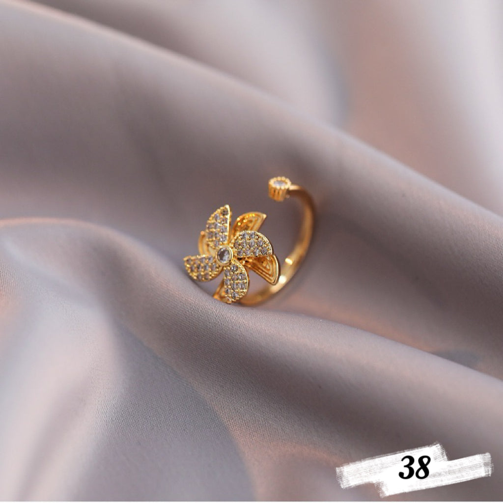 Shiny Spinner Ring