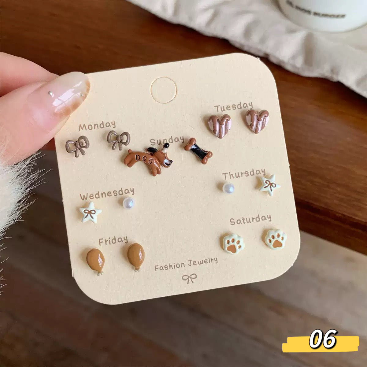 Autumn Brown Cute Series Earring Set