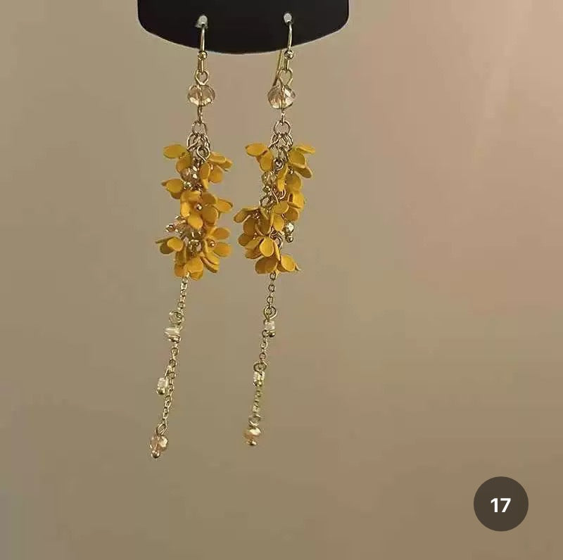 New Dainty Dangle Earrings