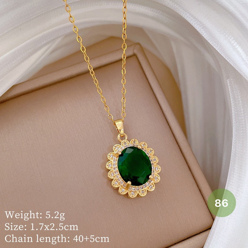 Shiny Golden Necklace