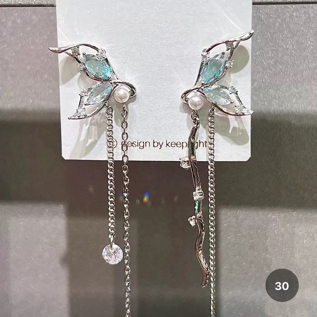 New Dainty Dangle Earrings