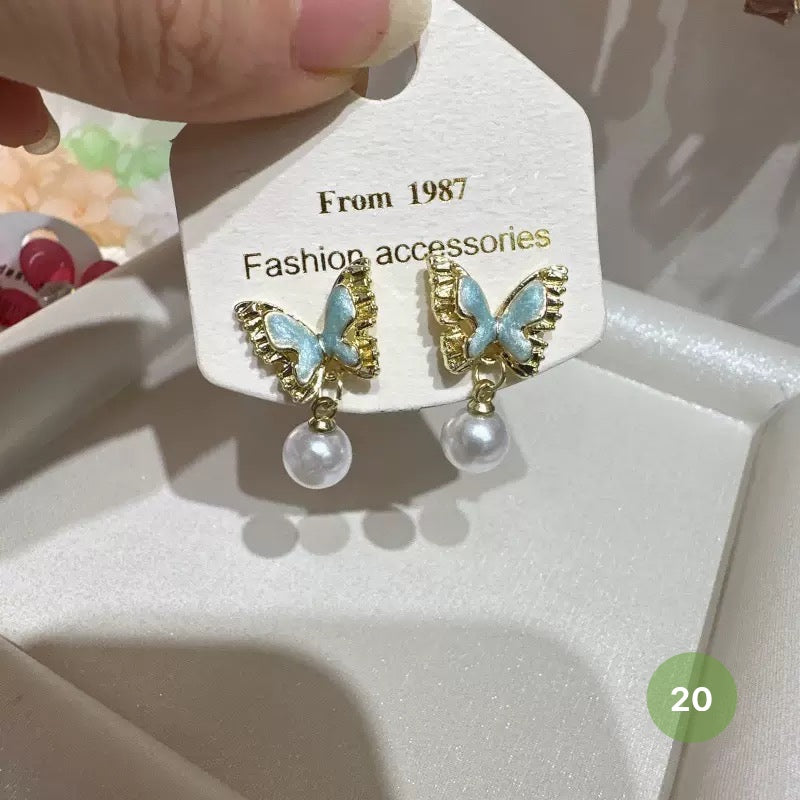 New Dainty Dangle Earrings