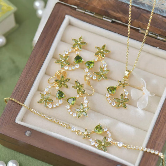 Luxe Flower Fresh Green Jewelry Set