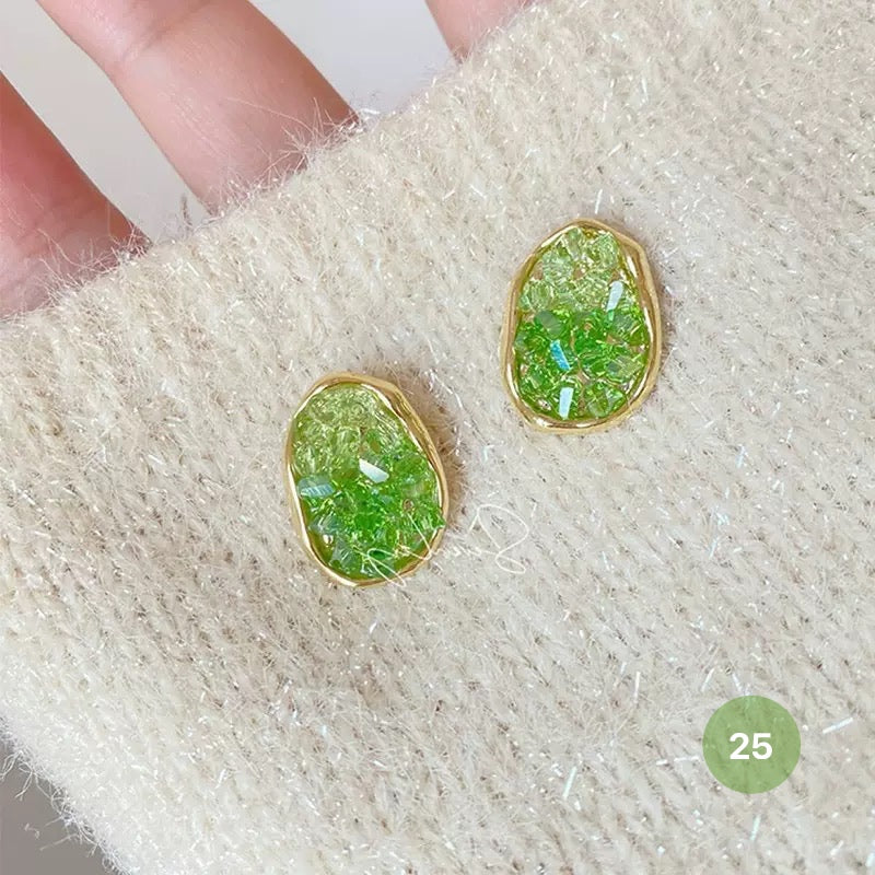 New Dainty Dangle Earrings