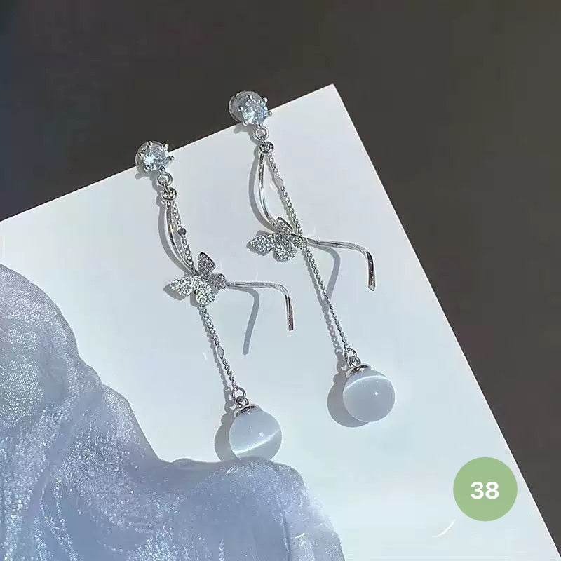 New Dainty Dangle Earrings