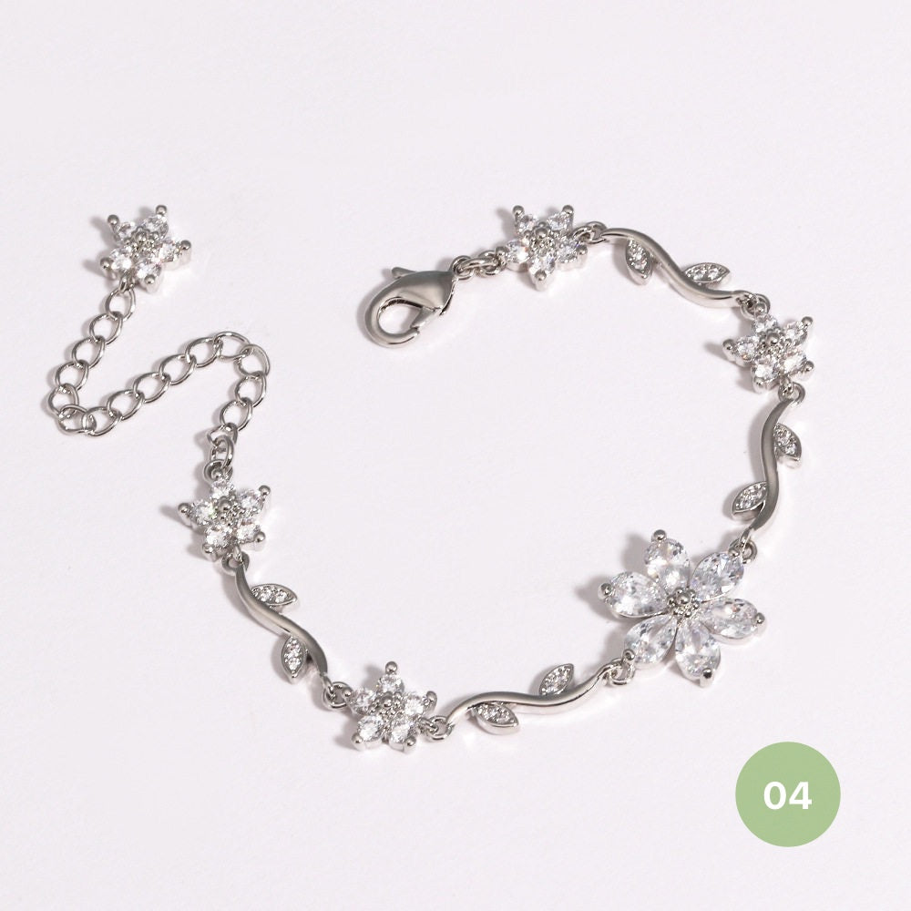 Dainty Flower Bracelets