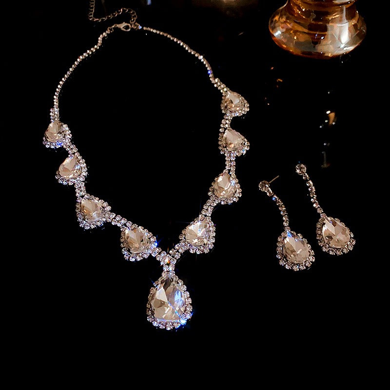 Fancy Shiny Jewelry Set
