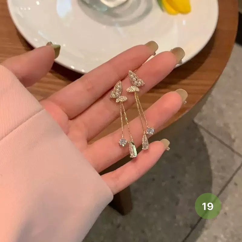 New Dainty Dangle Earrings
