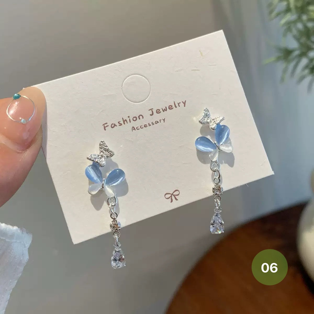 New Dainty Dangle Earrings