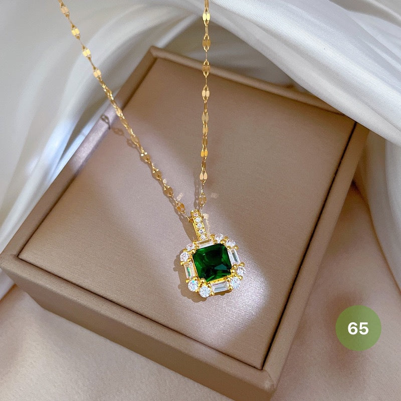 Shiny Golden Necklace