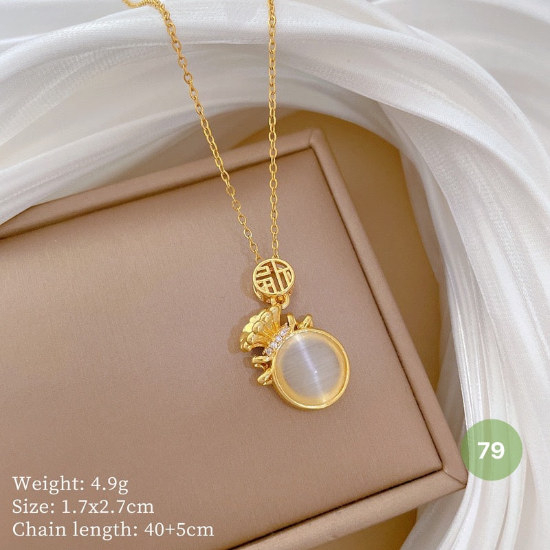 Shiny Golden Necklace