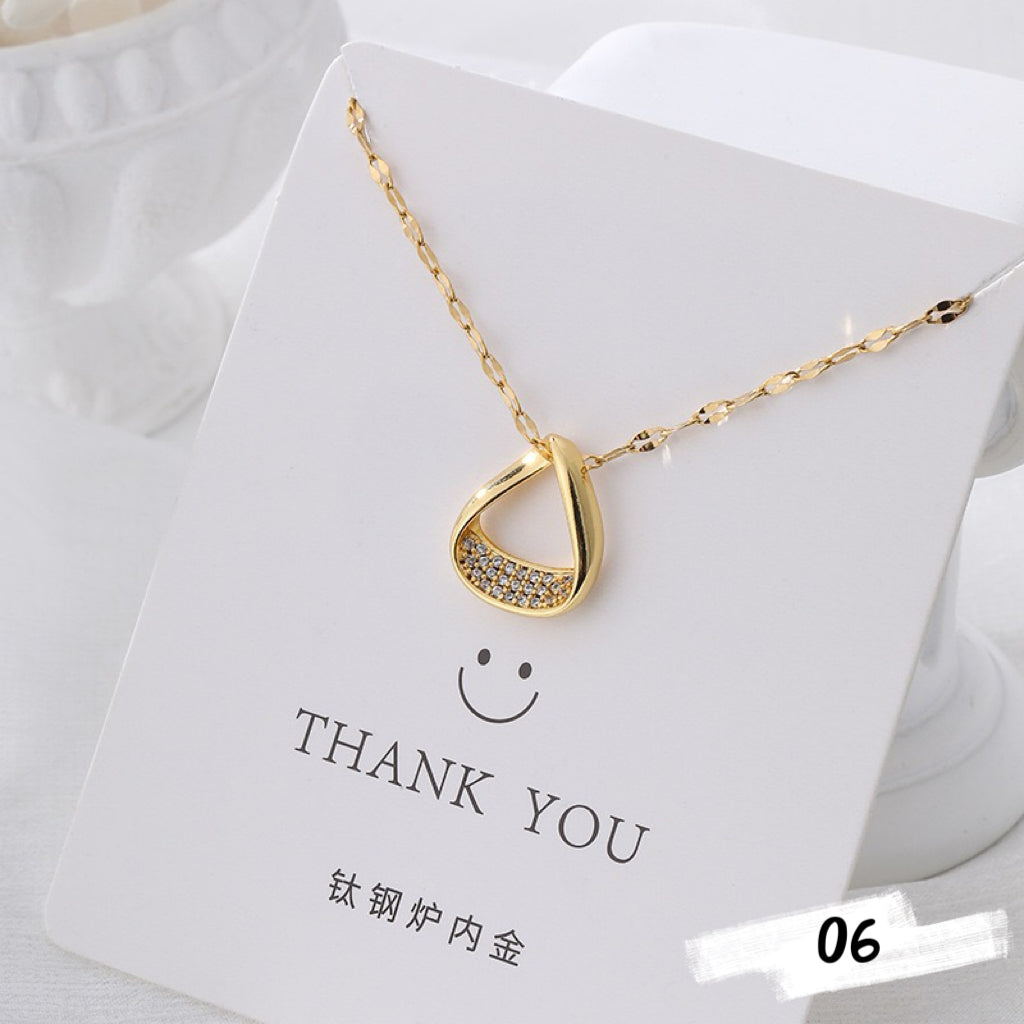 Shiny Golden Necklace