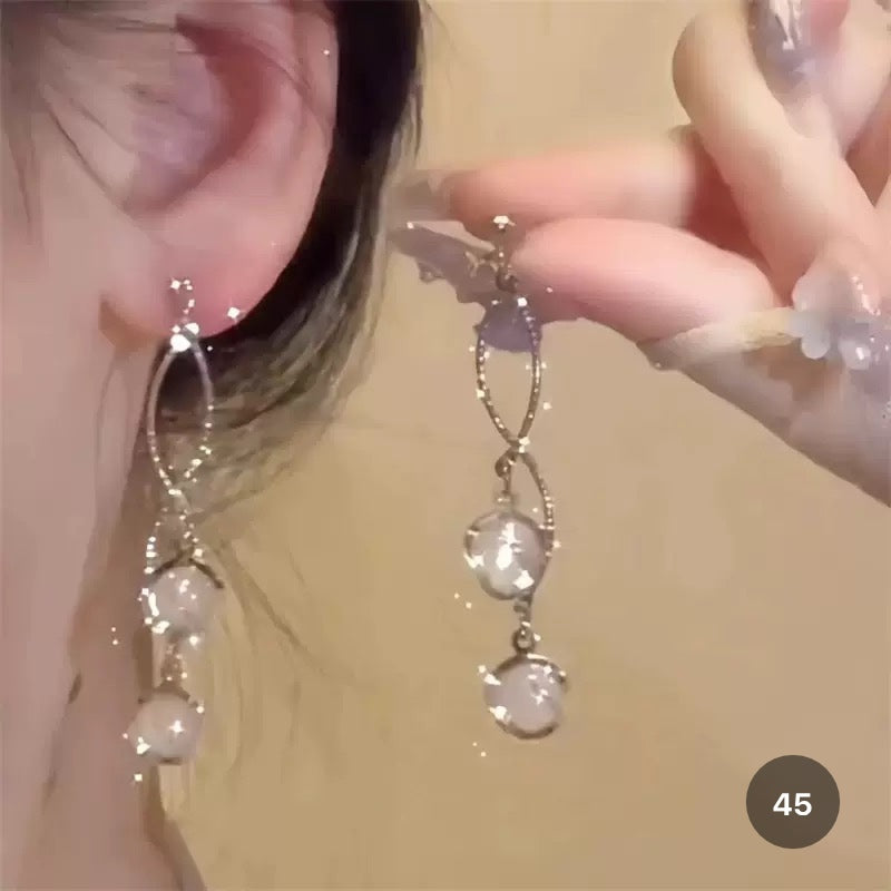 New Dainty Dangle Earrings
