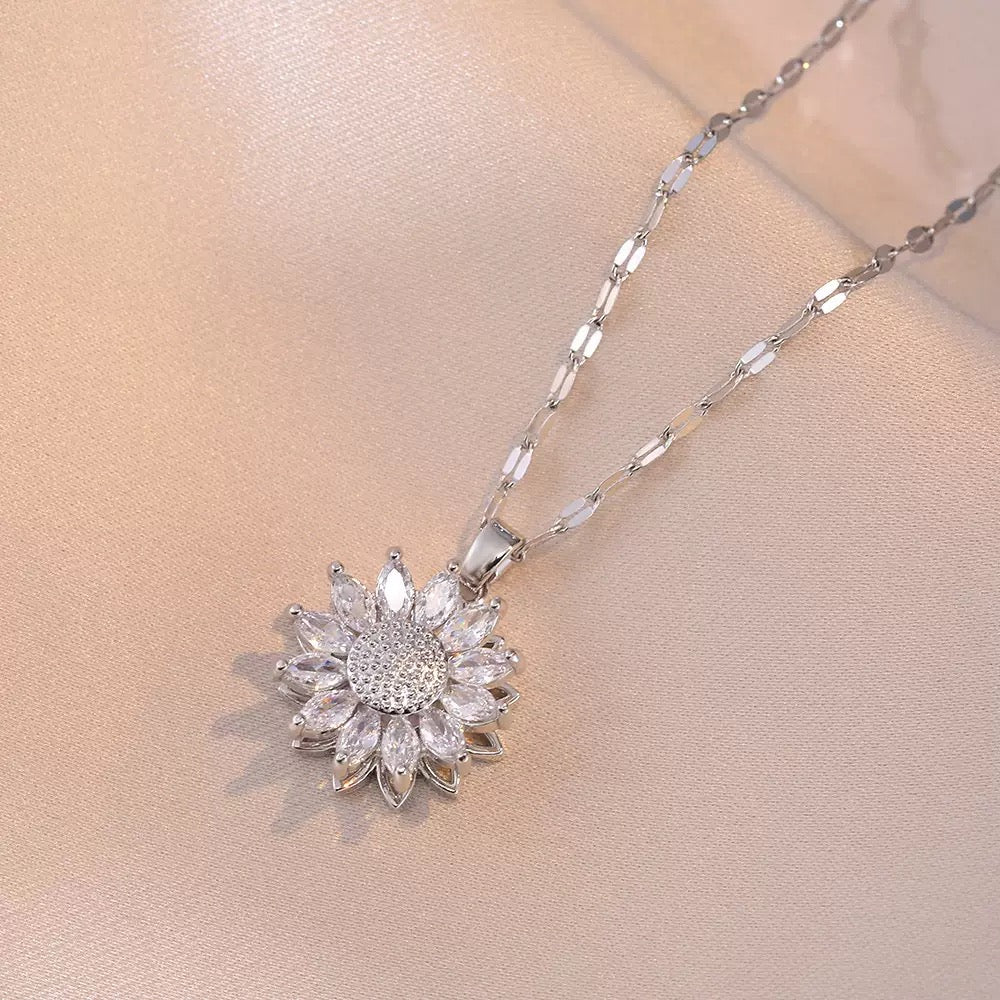 Spinner Necklace - Blind Bag