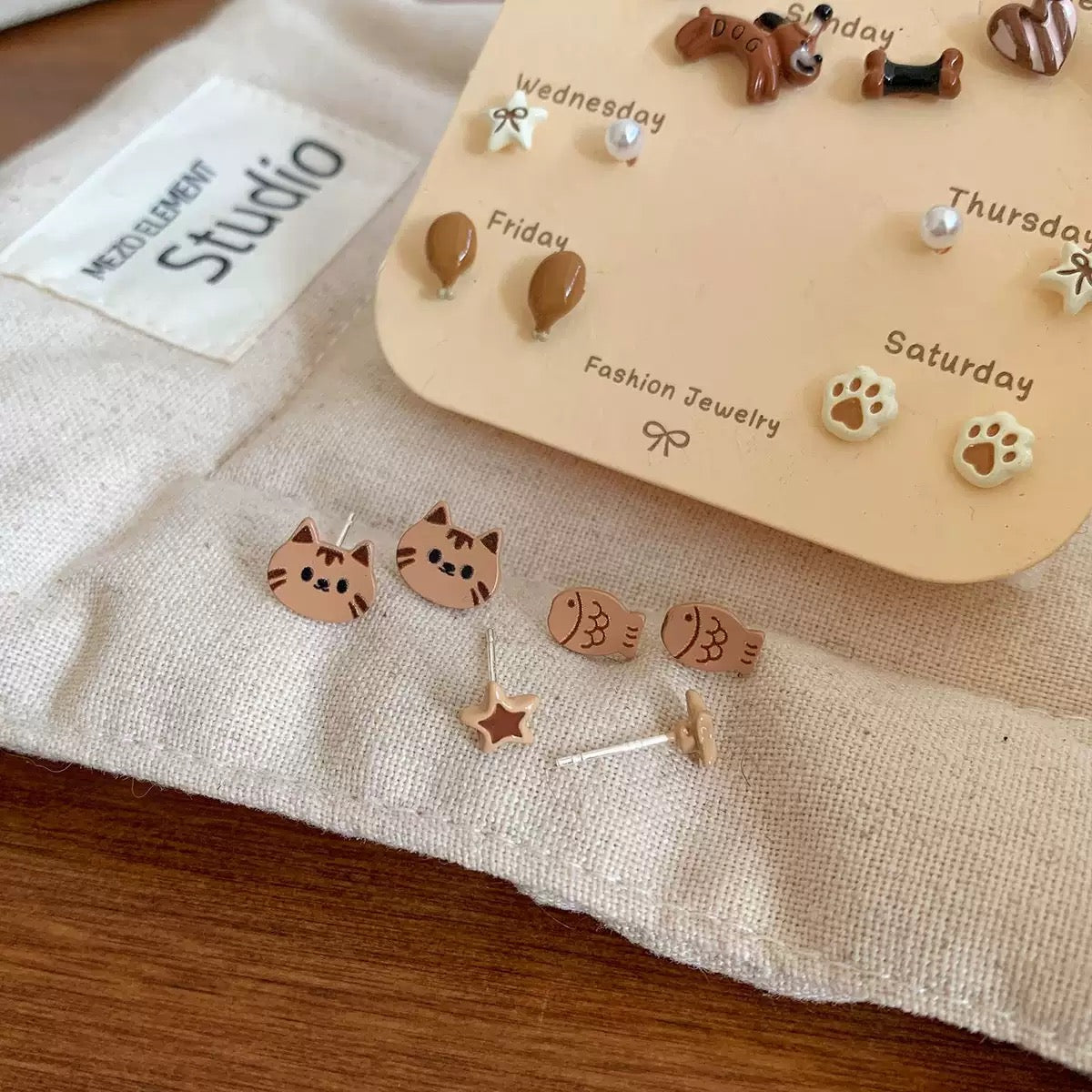 Autumn Brown Cute Series Earring Set